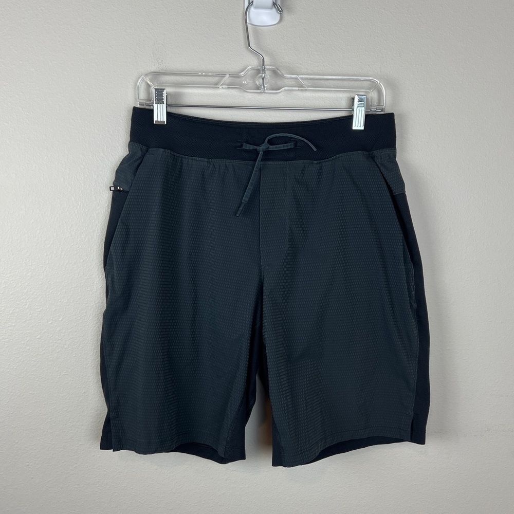 Lululemon T.H.E. Lined Short 9" Pique Mesh - Picture 2 of 5